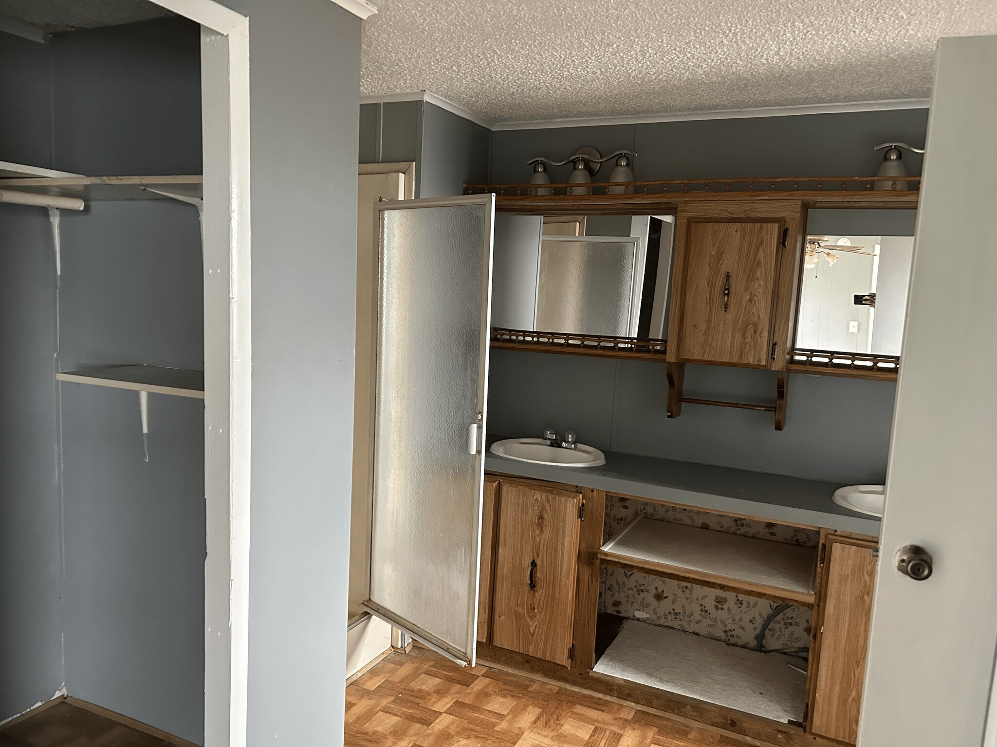 Building Photo - 7601 N Hwy Vv