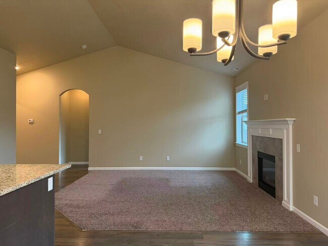 Building Photo - 3217 Gwen Ct SE