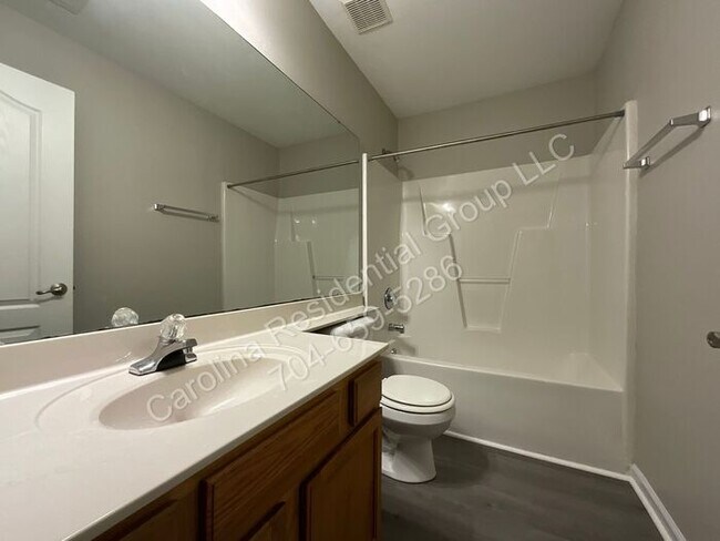 Building Photo - 1606 Termini Dr