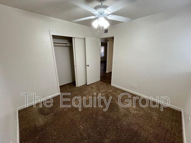 Building Photo - 3936 W Meadow Ave