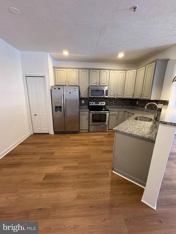 Building Photo - 4008 Enders Ln