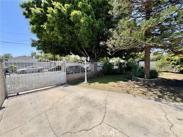 Building Photo - 12987 Correnti St