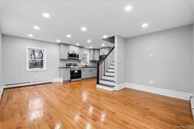 Building Photo - 66 Secor Rd