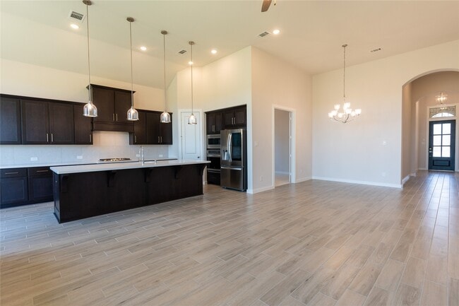 Building Photo - 7310 Camden Crestwood Way