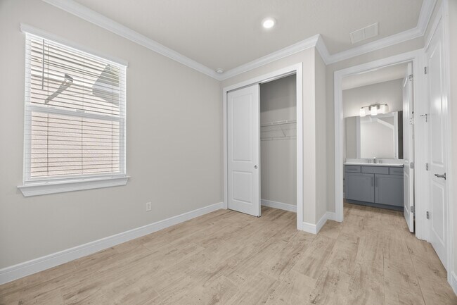 Building Photo - 10364 Shive Island Ct