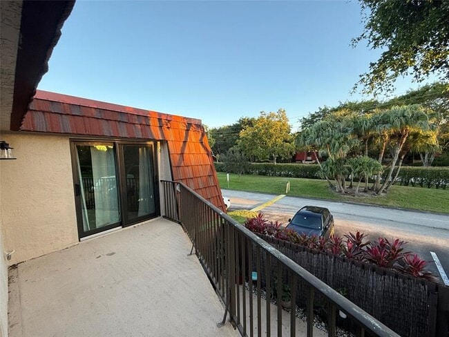 Building Photo - 8535 Boca Rio Dr