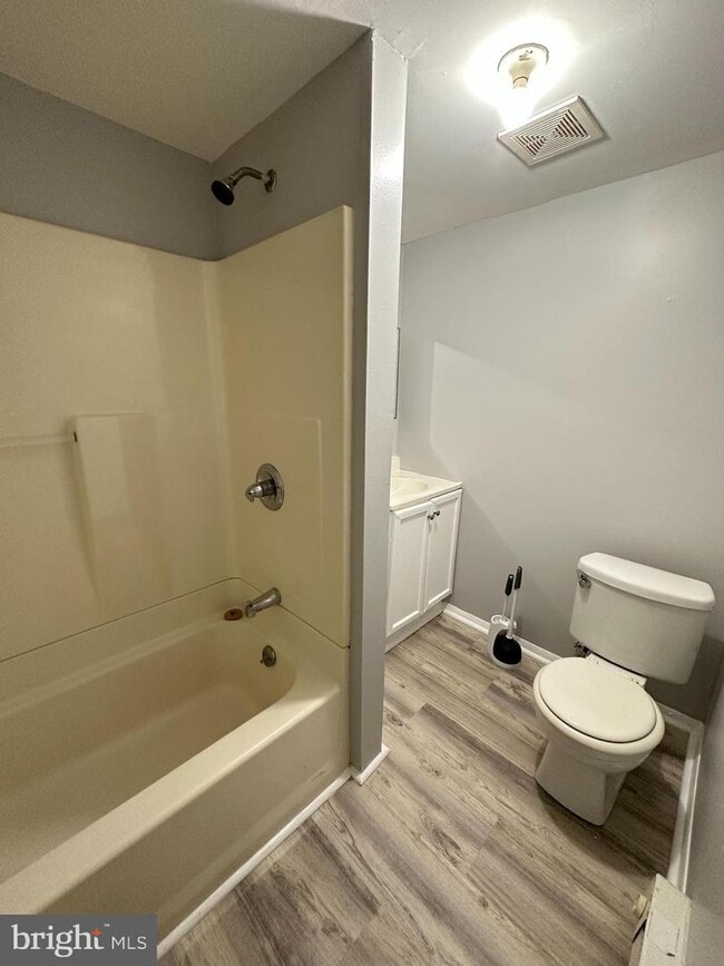 Building Photo - 1619 Fillmore St