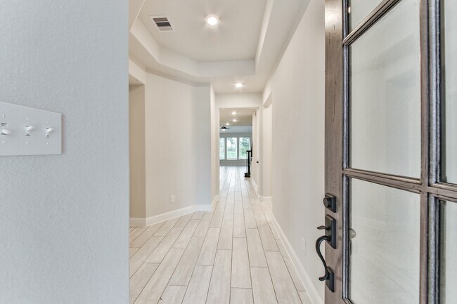 Building Photo - 11731 Tranquility Summit Dr