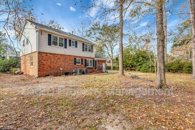 Building Photo - 321 Shaftesbury Ln