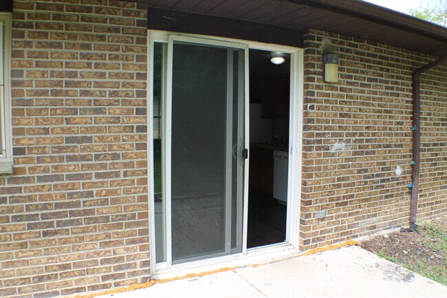 Building Photo - 2811 31st St