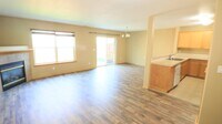 Building Photo - 3/2.5 Townhome in Redmond