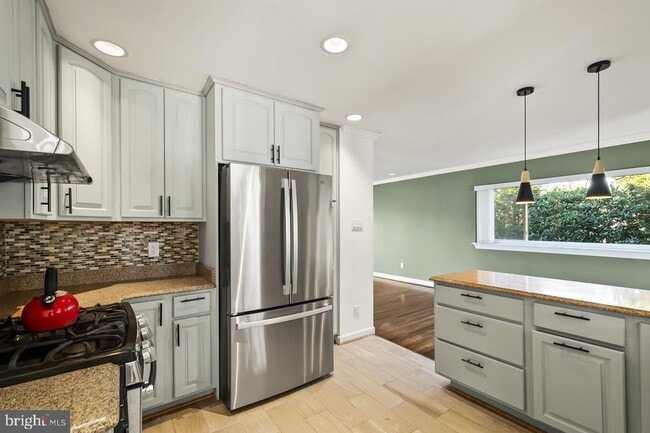 Building Photo - 6313 Tone Dr