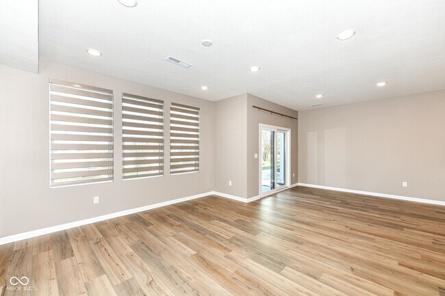 Building Photo - 3279 Haflinger Dr