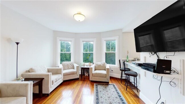 Building Photo - 171 Prospect St