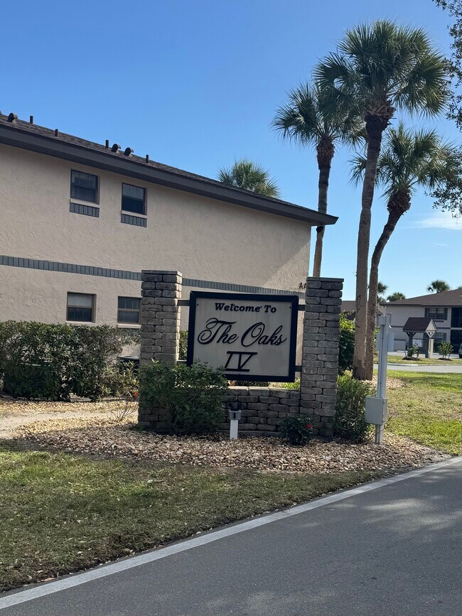 Building Photo - 19505 Quesada Ave