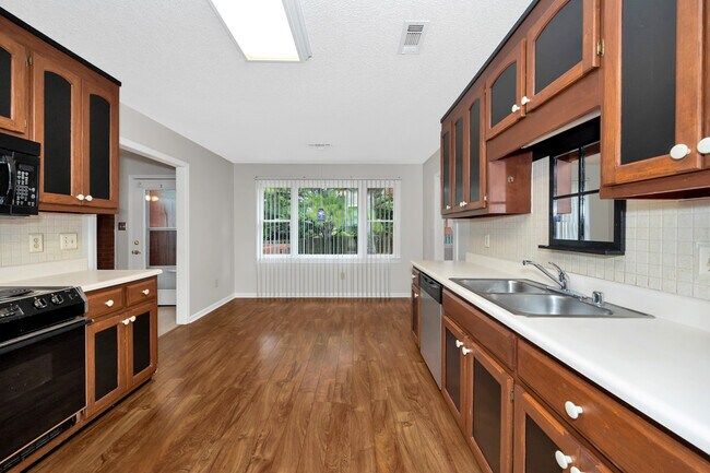 Building Photo - 177 Merganser Blvd