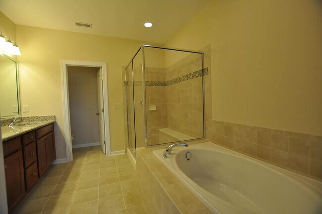 Building Photo - 4129 Strendal Dr