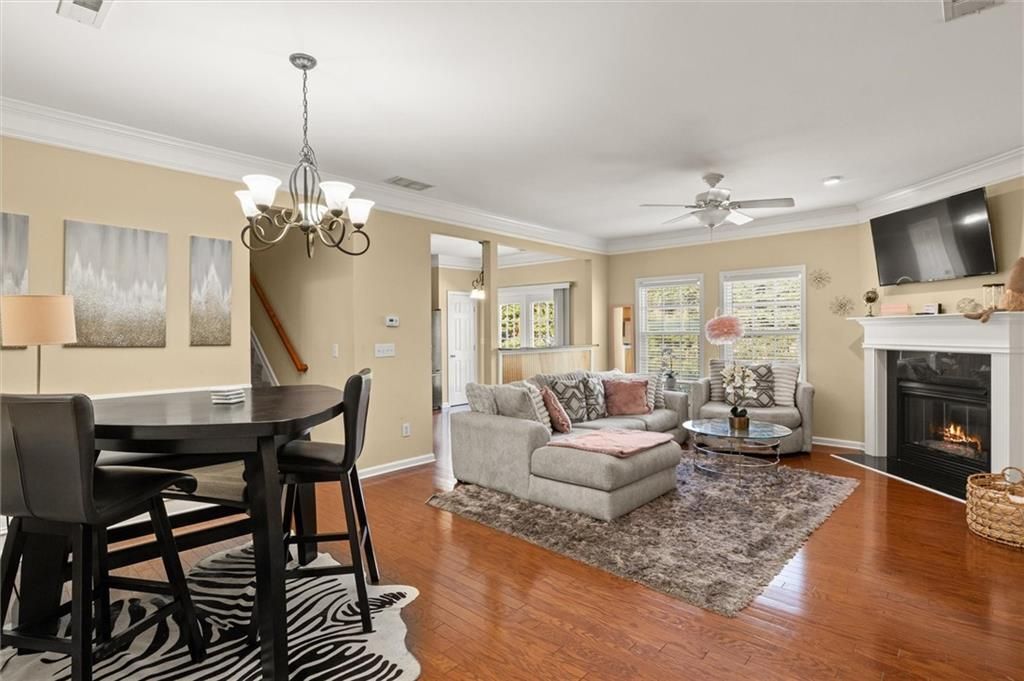 Building Photo - 513 Constellation Overlook SW