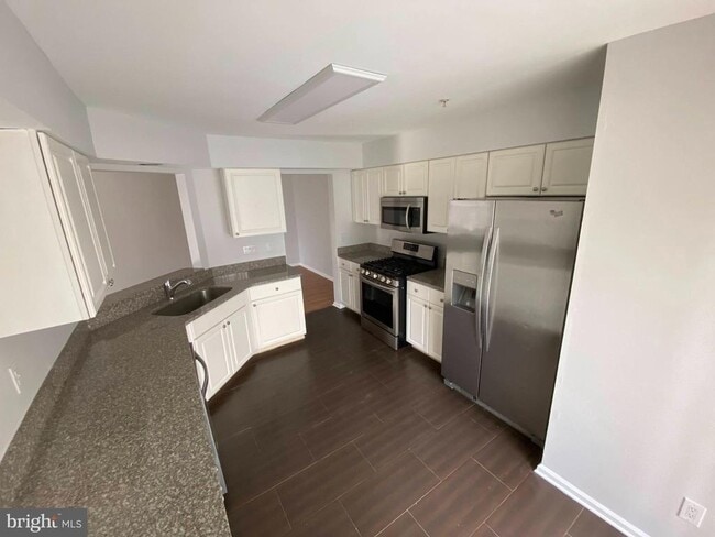 Building Photo - 1408 Wharton Rd