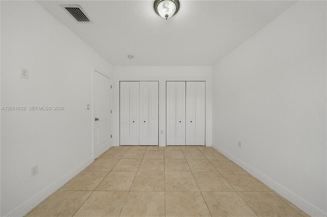 Building Photo - 7515 NW South River Dr