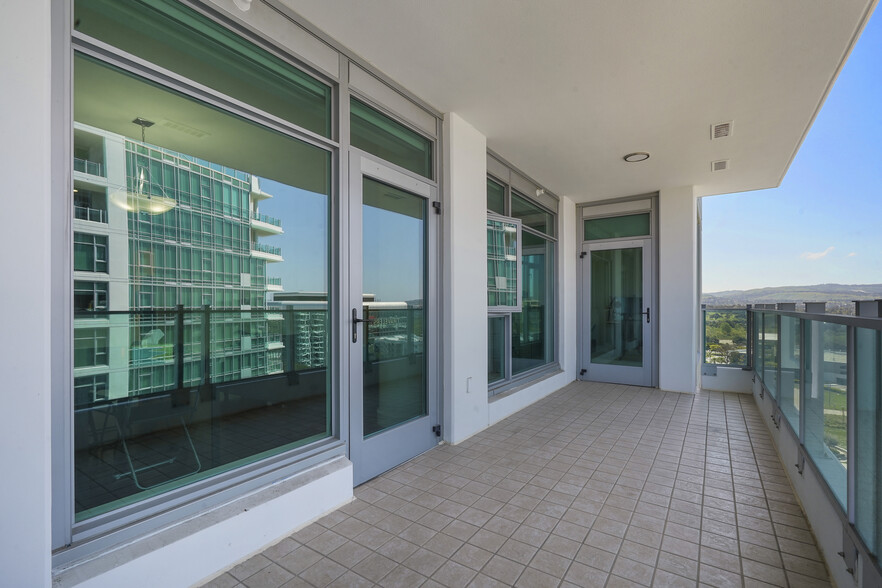 Building Photo - 3141 Michelson Dr