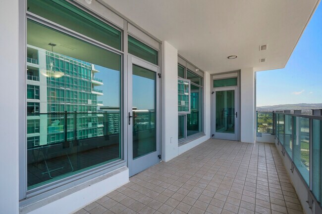 Building Photo - 3141 Michelson Dr