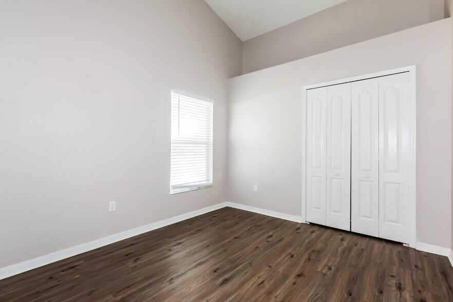 Building Photo - 29505 Morningmist Dr