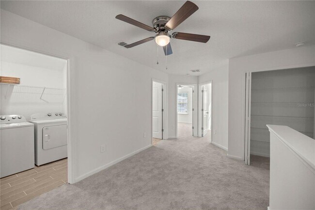 Building Photo - 3613 SE 37th Ct