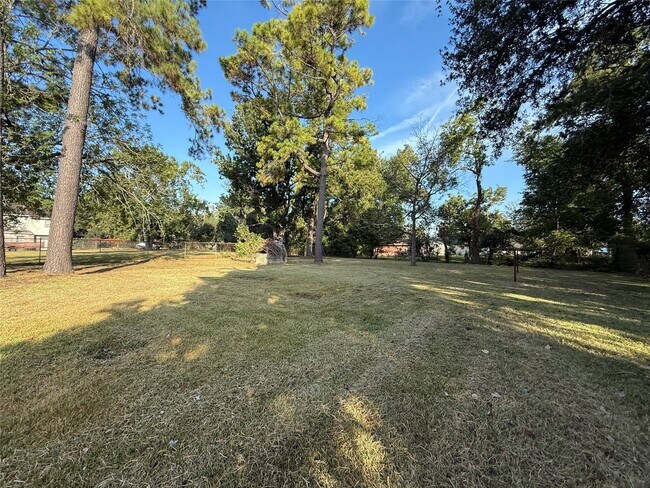 Building Photo - 7325 Ley Rd