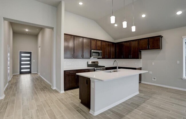Building Photo - 13006 Oleander Bay Ln