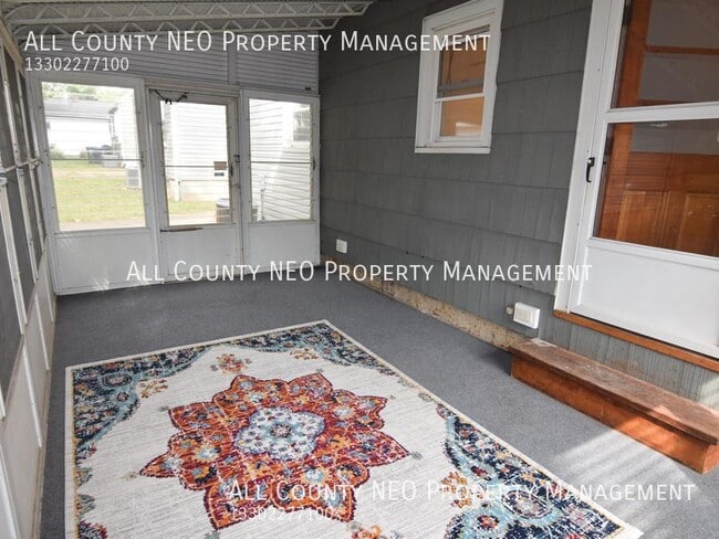 Building Photo - 1620 Highview Ave