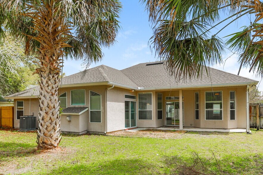 Building Photo - 14060 Red Rock Lake Dr