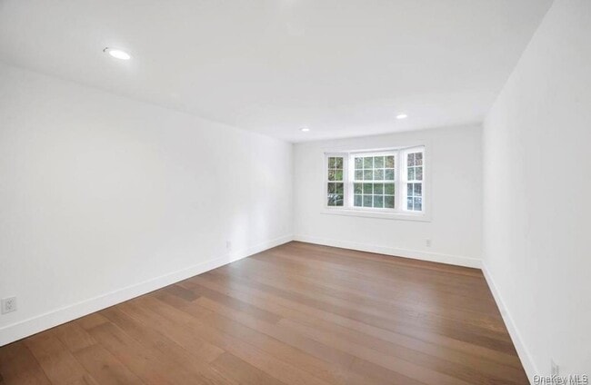 Building Photo - 29 Dillon Dr