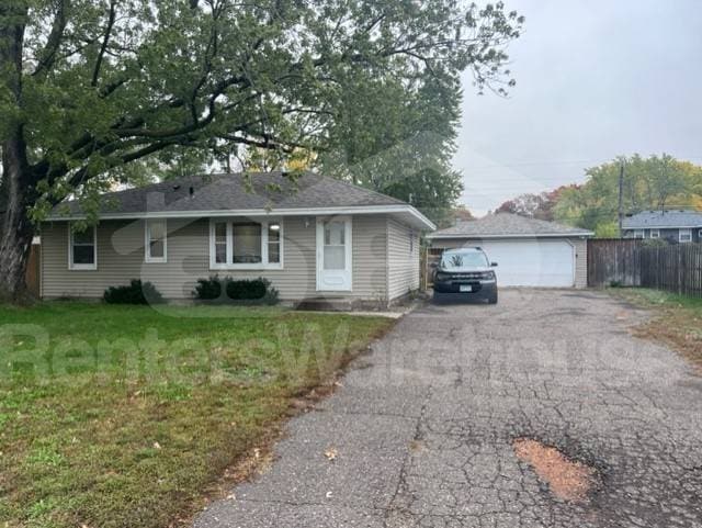 Primary Photo - Very Nice 3BD/2BA Home In Coon Rapids!!!