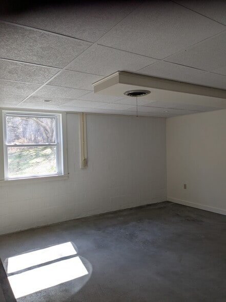 Spare room - 53 Dummerston Station Rd