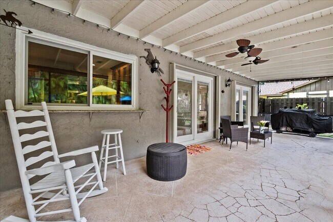 Building Photo - 1275 Summerwood Cir