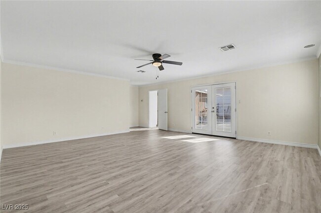 Building Photo - 313 Fox Cir