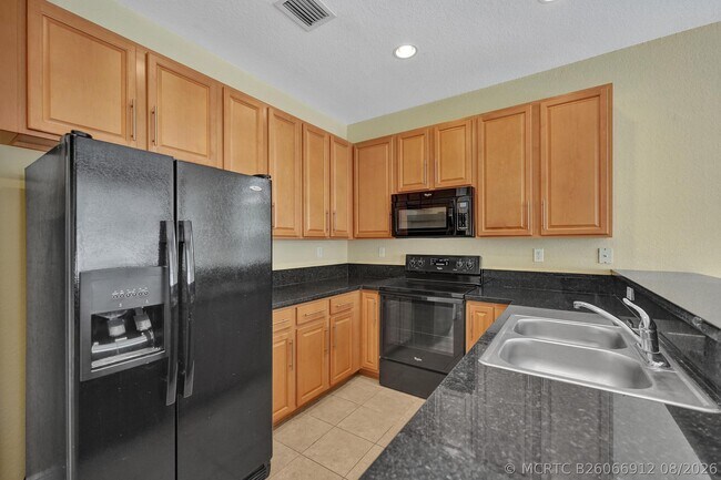 Building Photo - 1326 SW 147th Ter