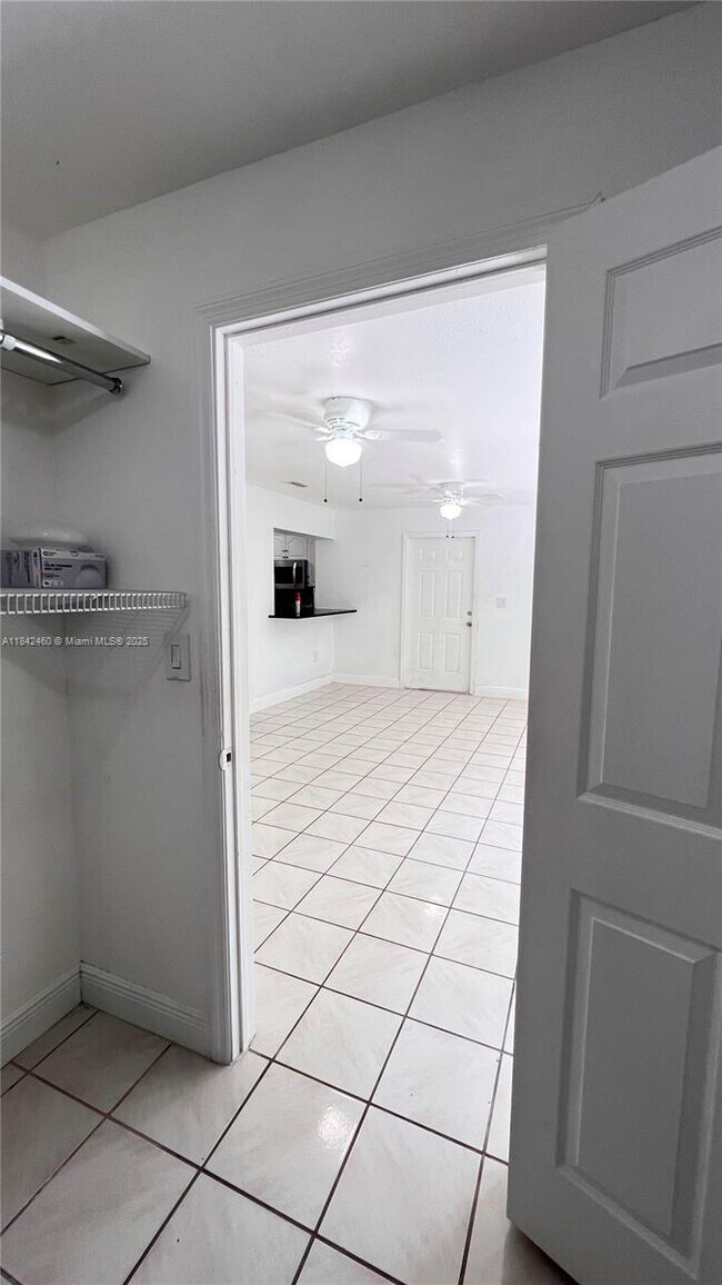 Building Photo - 7380 SW 36th St