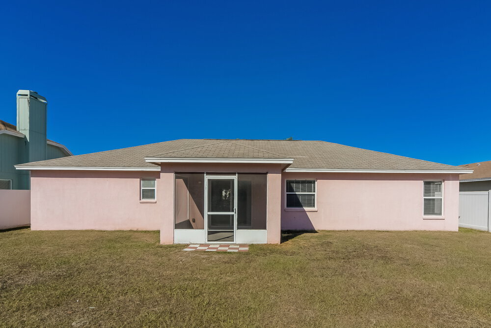 Building Photo - 7172 Summit Dr