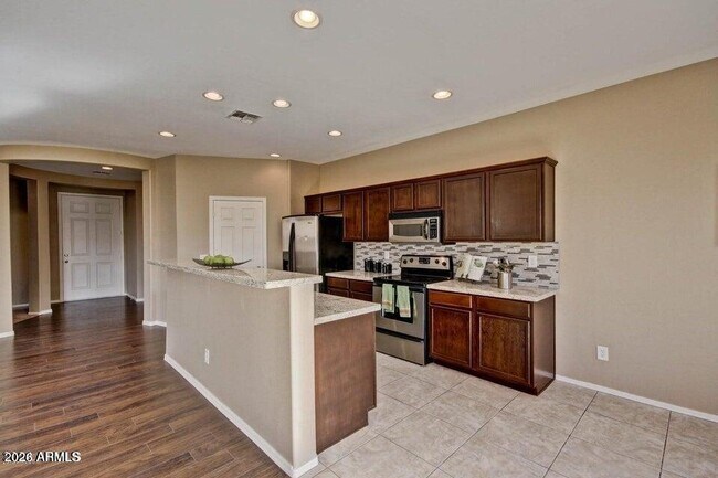 Building Photo - 3860 S Ashley Dr