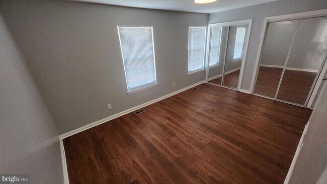 Building Photo - 6044 St Moritz Dr