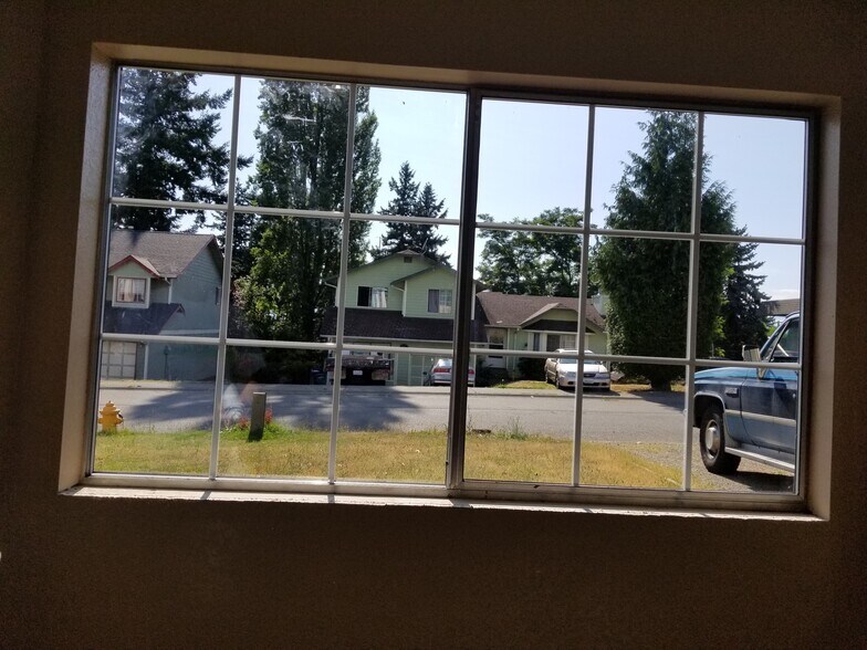 Building Photo - 24028 25th Ave S