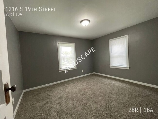 Building Photo - 1216 S 19th St