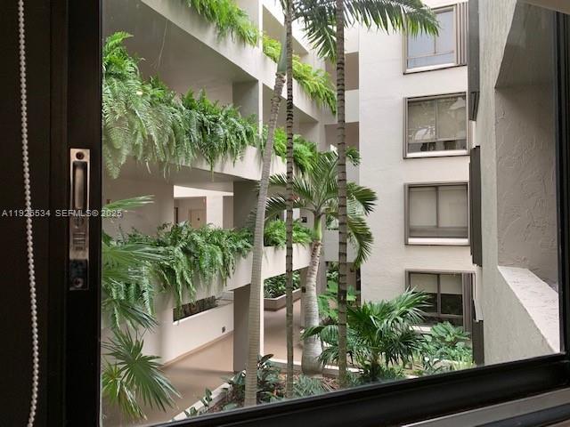 Building Photo - 141 Crandon Blvd