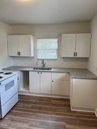 Building Photo - 408 Hill St