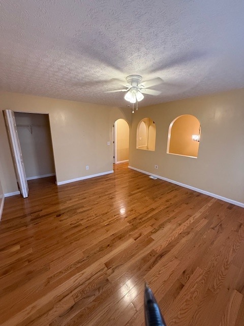 Building Photo - 3221 Kings Realm Ave