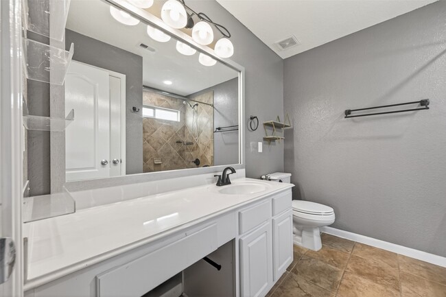 Building Photo - 16238 Ranchland Ln