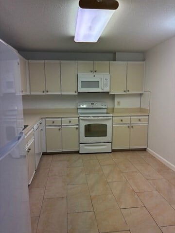 Building Photo - 121 Nantasket Ave