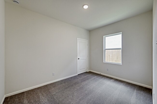 Building Photo - 15009 Ronan Dr